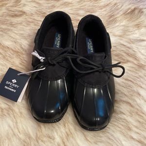 NWT Sperry Top-Sider duck shoes in size 8 in black